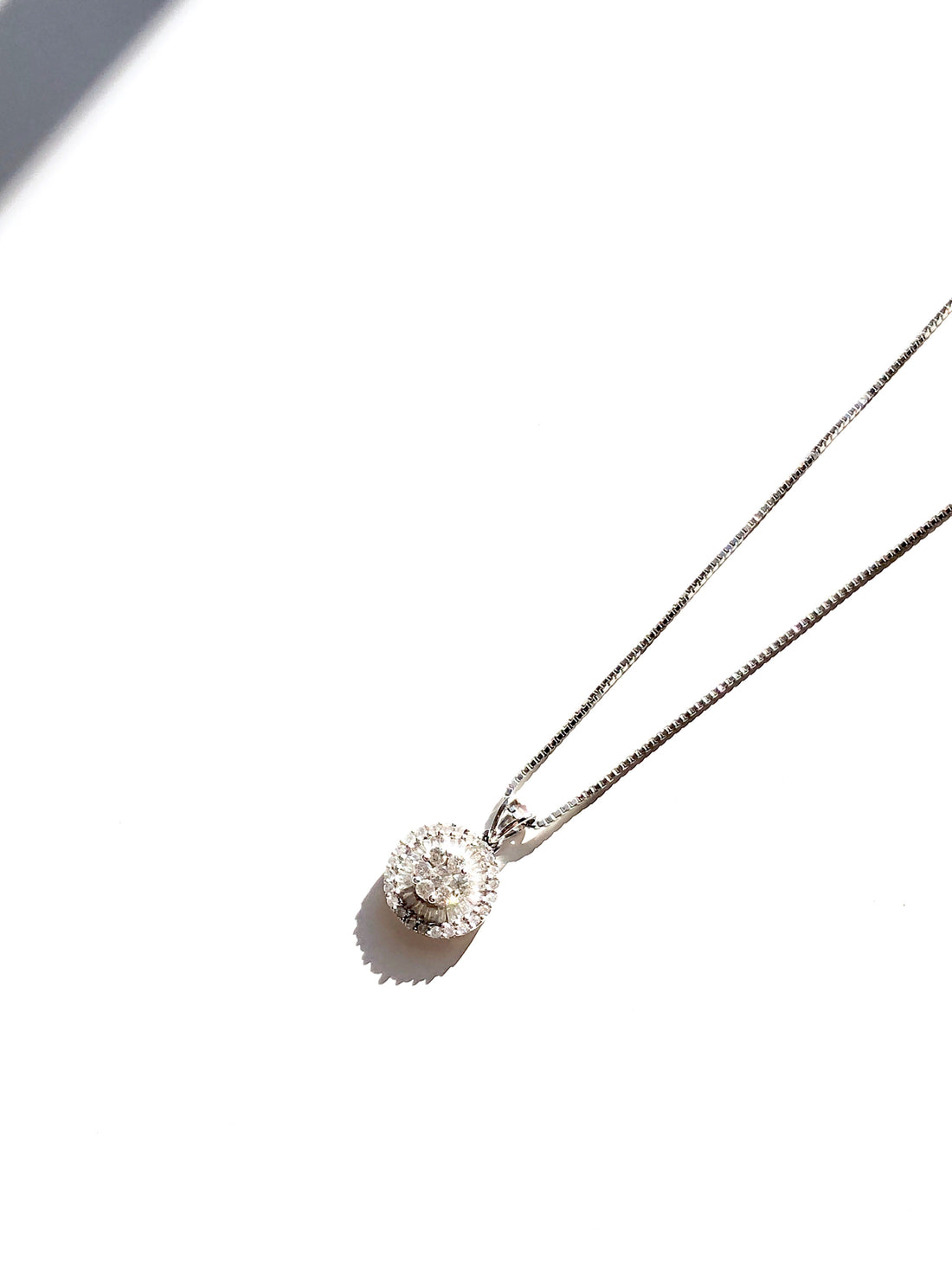 Dandelion Natural Diamond Necklace