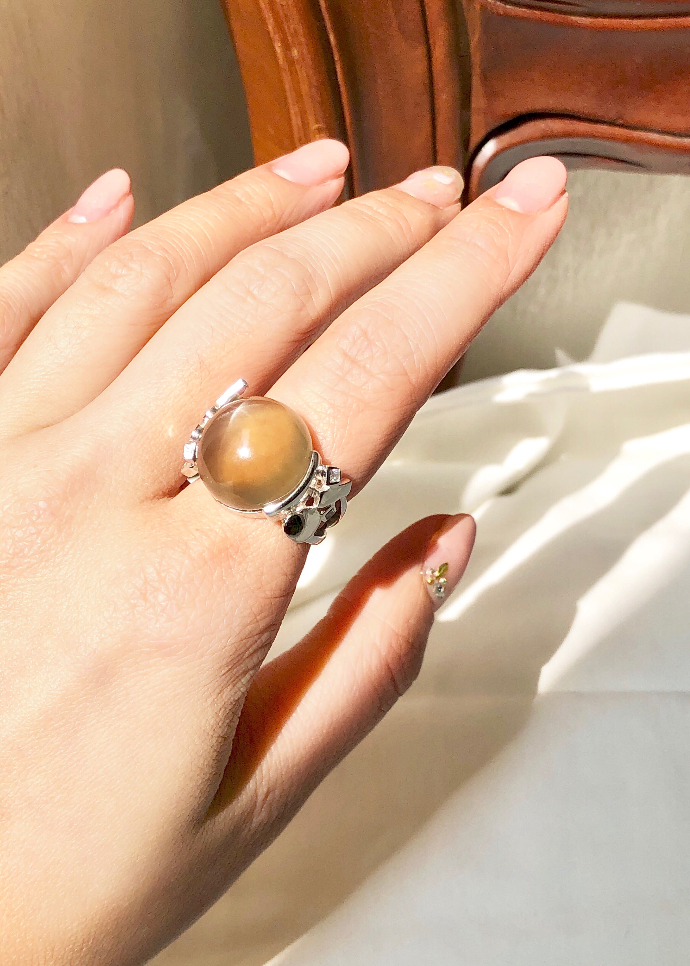 Apple Gummy Opaque Star Moonstone Ring