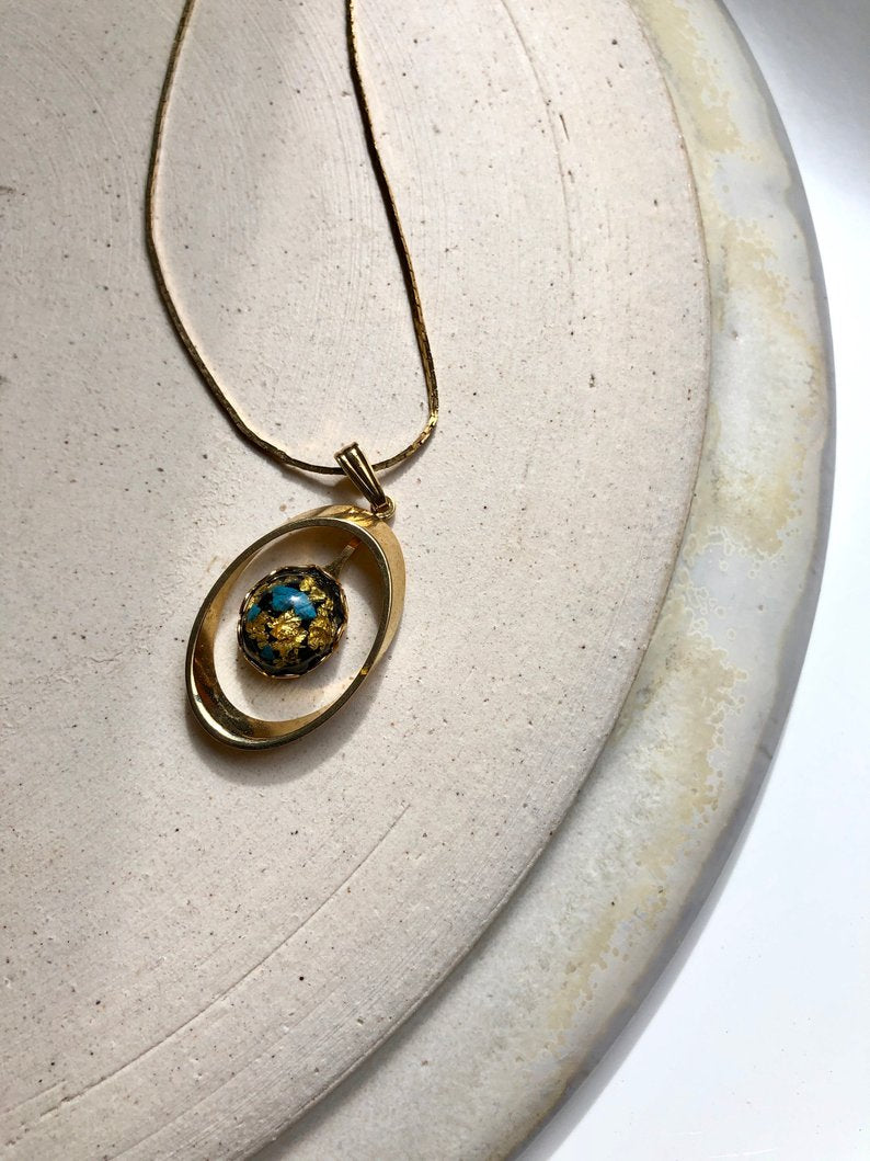 Oval Blue Gold Flake Resins 18k Gold Plated Pendant Necklace