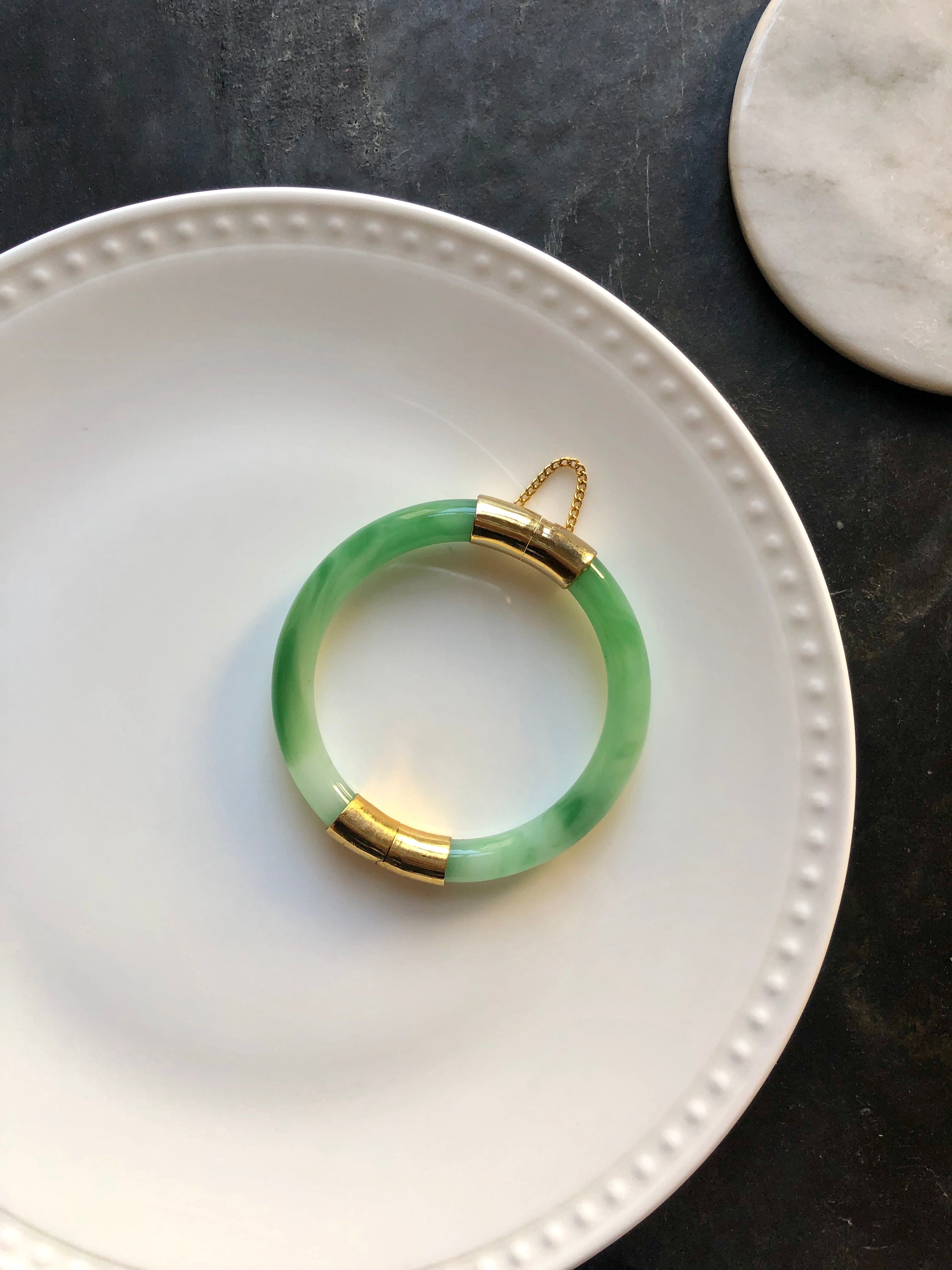 Retro 14k Yellow Gold Emerald Jade Bracelet
