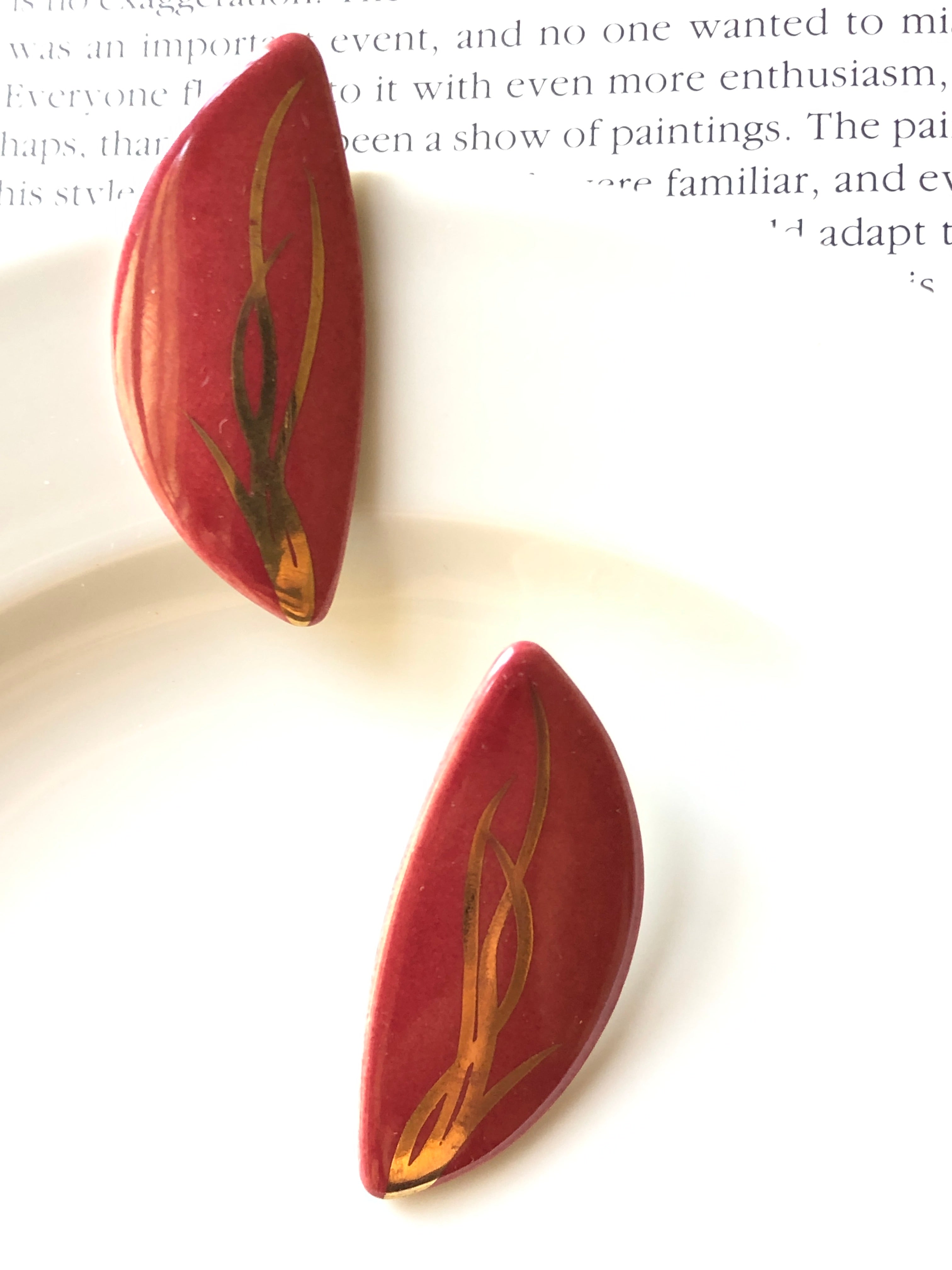 Semicircle Grass Painted Red Porcelain Stud Earrings