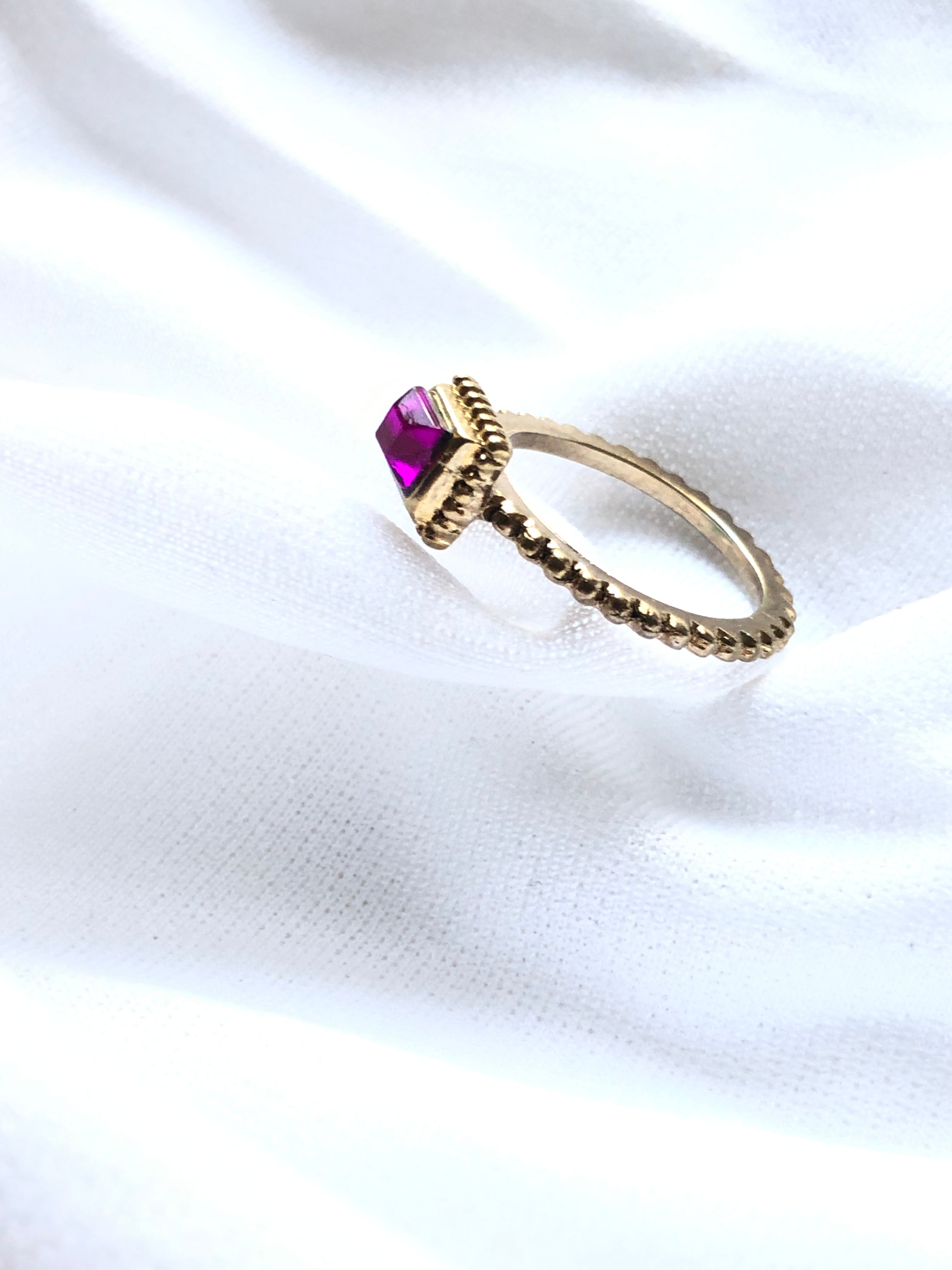 Vintage Square Violet 14k Gold Plated Solitaire Ring