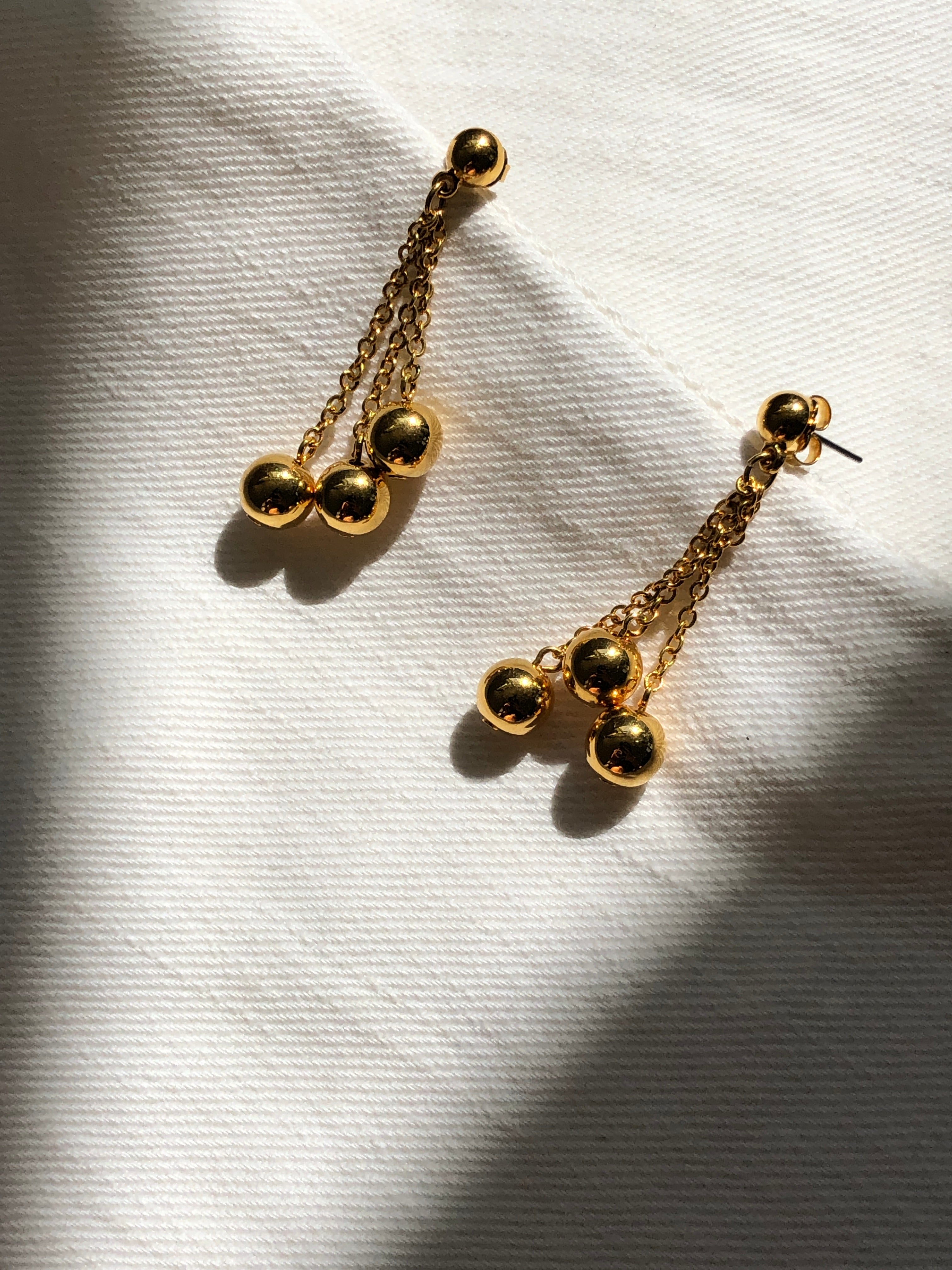 Vintage Gold Drop Earrings